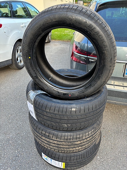 Kesärenkaat 235/55/R18