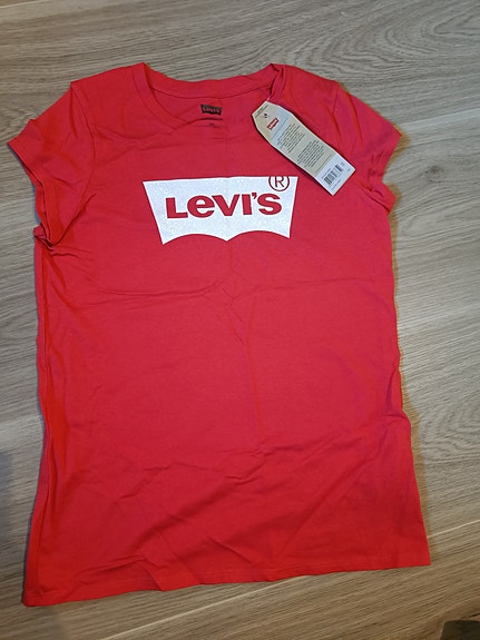 Levis t-paita
