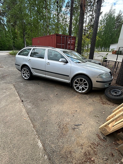 Skoda octavia 2.0tdi bkd