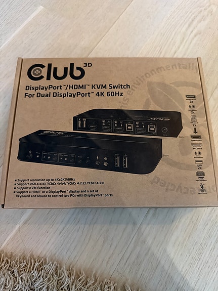 Club 3D CSV-7210 DisplayPort 1.4 KVM 2x1 Switcher
