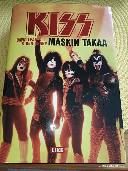 Kiss (katso kuvat ja lue ilmoitus)