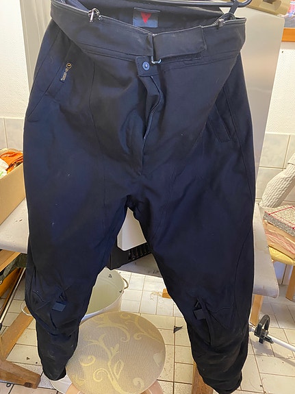Dainese naisten ajohousut