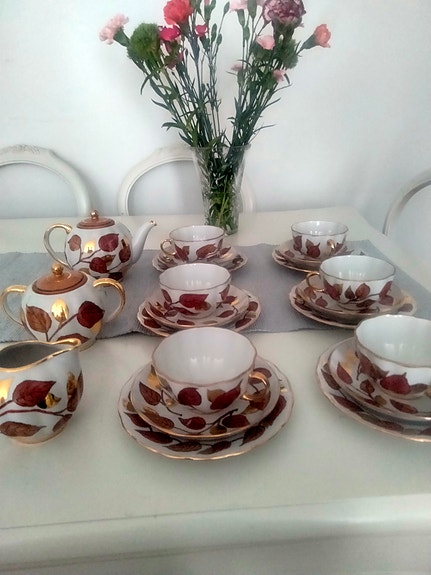 Lomonosov teeastiasto