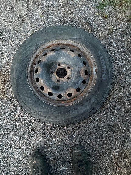 Vivaron nastarenkaat 16” Kumho