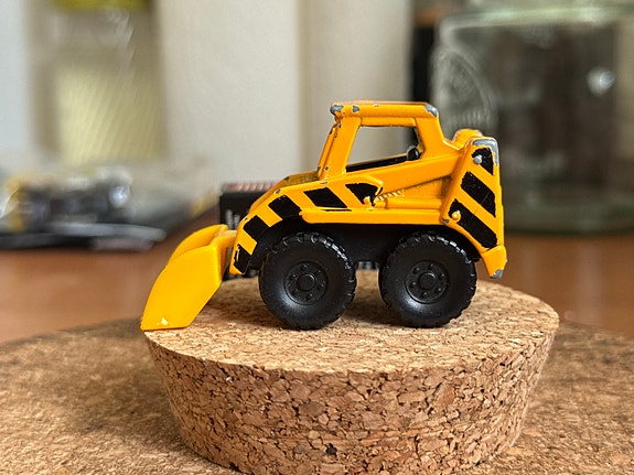 Keltainen lelu puskutraktori / kaivinkone - MAISTO Little Loader