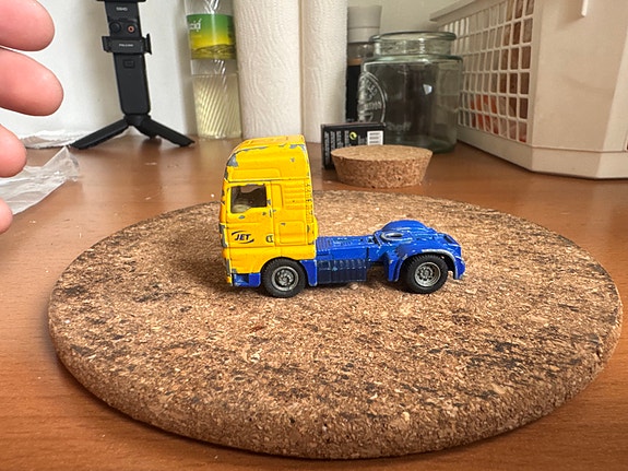 Keltasininen lelu rekka-auto - Siku MAN TGA 1:87
