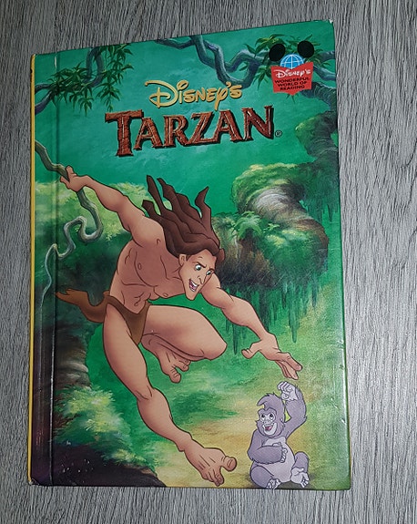 Disney Tarzan eglannninkielinen  lastenkirja kovakantinen