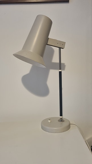 Kunnostettu Yki Nummi retro pöytävalaisin