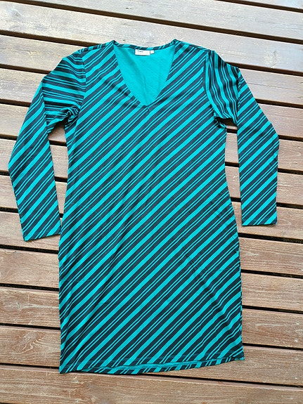 UUSI Me&i mekko/tunika, koko M