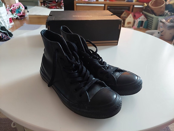 Converse nahkatennarit 37