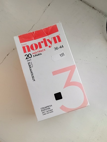 Norlyn mustat sukkahousut