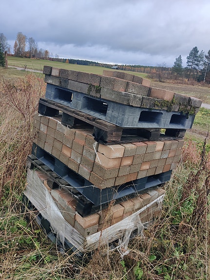 Pihakiviä