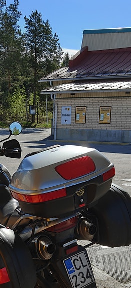 moottoripyörän takalaukku Honda (Givi monokey)