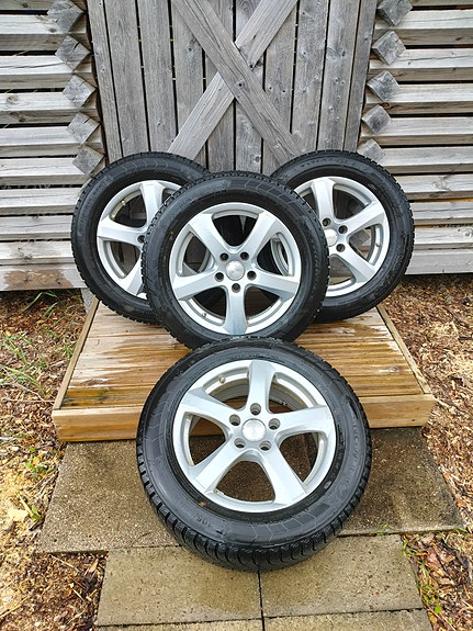 Nissan 5*114.3 205/60-16"