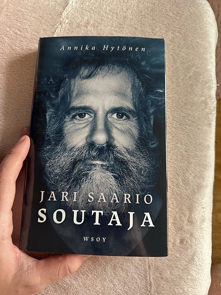 Annika Hytönen Jari Saario – Soutaja