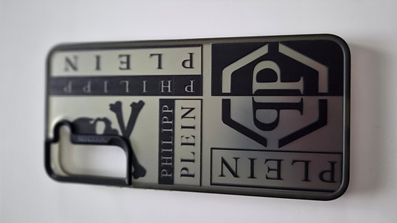 Samsung Galaxy S22+ Philipp Plein kuoret