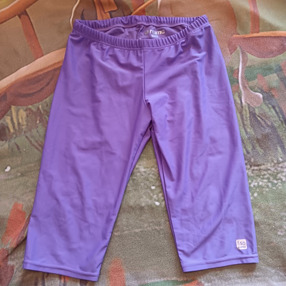 Reima sunproof shortsit 164 lila