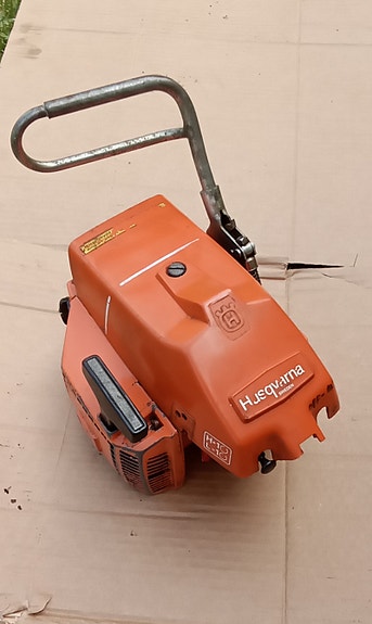 Viallinen moottorisaha HUSQVARNA 240 SG KAS