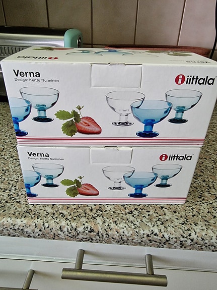 Uudet Iittala Verna jälkiruokamaljat merensininen