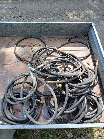 Hydrauliletkut liittimillä