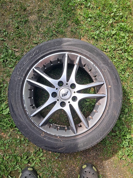AEZ alumiinivanteet + 205/55 R16 94W