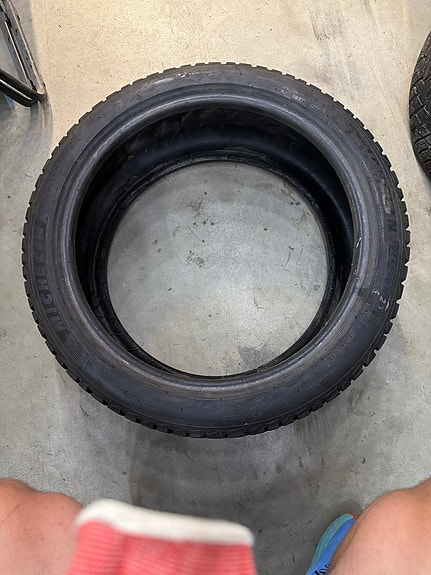 Michelin x-ice north 4 245/40/R20