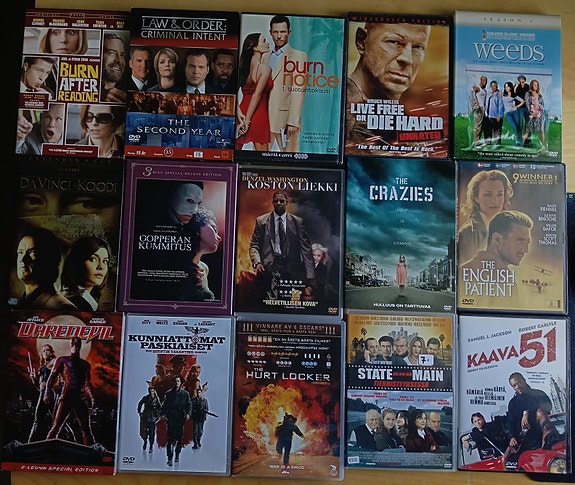 DVD-elokuvapaketti, jossa toimintaelokuvia ja kolme tv-boxia.