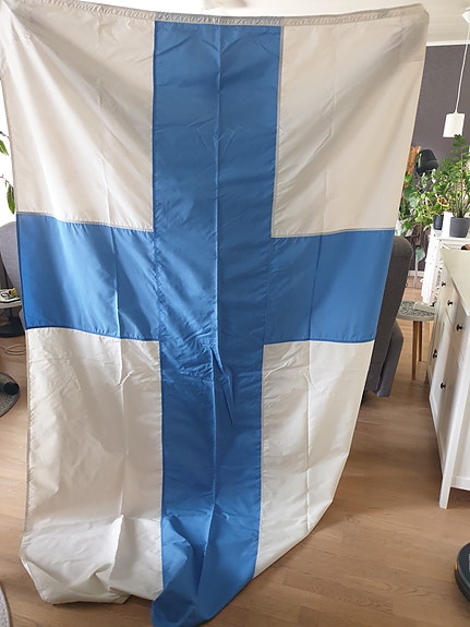 Rigging Suomen lippu 245 cm x 140 cm   muutto myynti