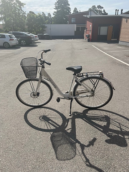 Pyörä ja kori