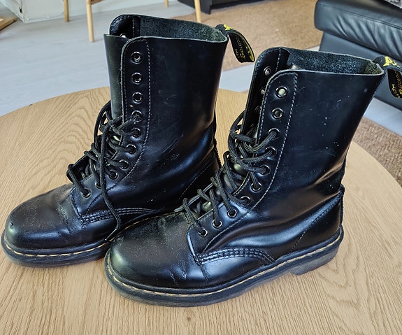 Dr. Martens maiharit