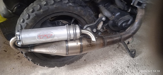 Leovince handmade tt tehoputki speedfight 2 skootteriin Tinkivaraa ehkä