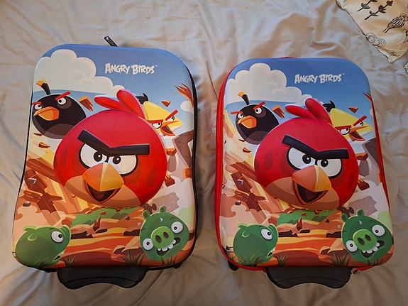 Lasten angry birds matkalaukku