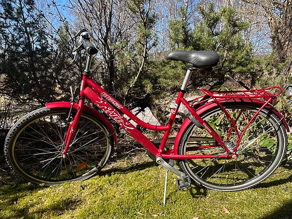 Nopsa Jazzy Elegance 26” nuorten pyörä hyväkuntoinen