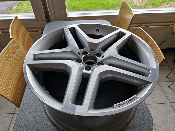 Mercedes AMG vanteet A1664012502