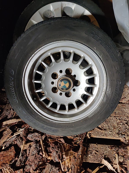 Myynnissä BMW vanteet