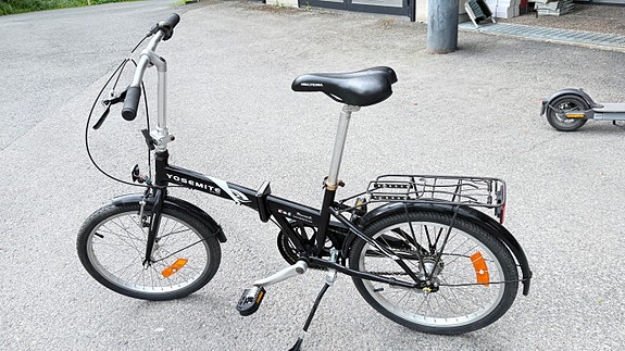 Folding bicycle