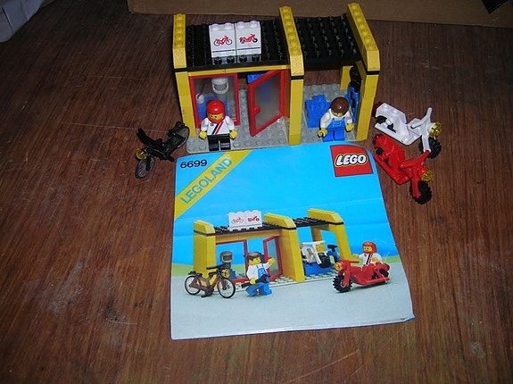 Lego 6699 Cycle Fix-It Shop