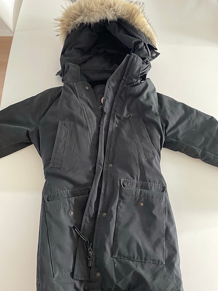 Aito Canada Goose Trillium 6550L naisten untuvatakki S/P – erittäin hyvä kunto