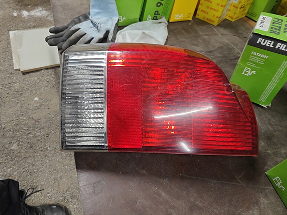 Volvo v70 takavalo