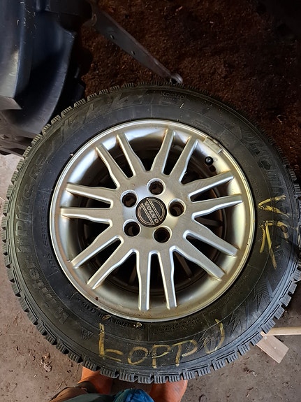 Volvo V50 alumiinivanteet 4 kpl siistit
