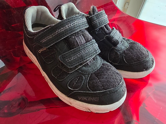 Viking Goretex lenkkarit koko 30