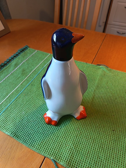 Lomonosov Pingviini karahvi