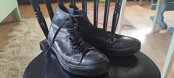 Converse-tennarit koko 40