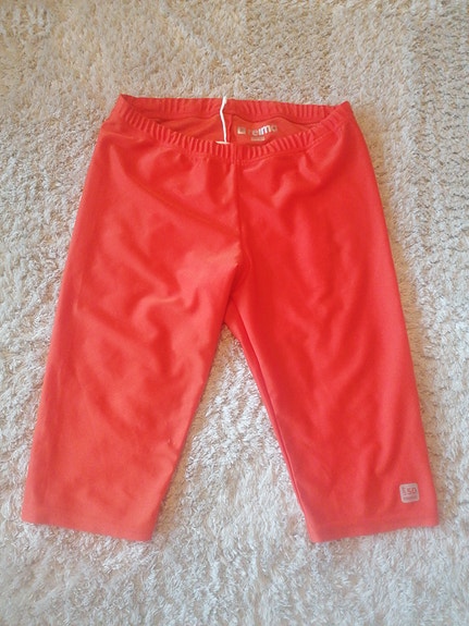 Reima uv-shortsit 146