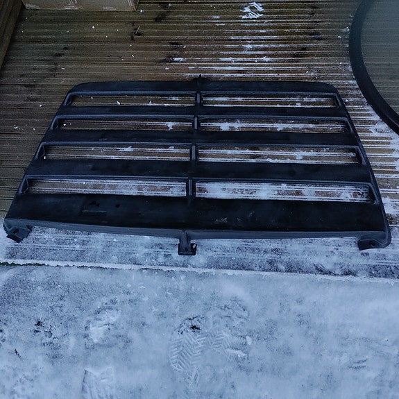 Volvo 343 takalasinritilä