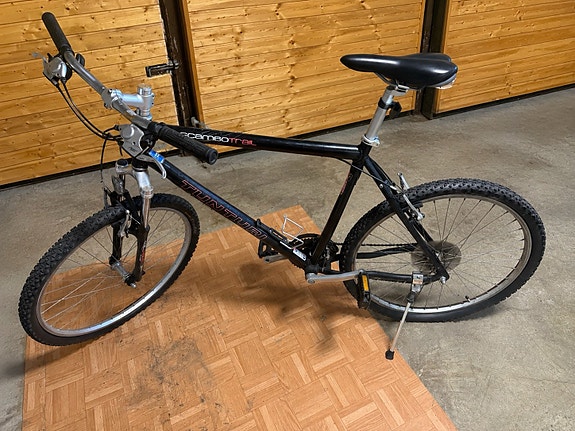 Tunturi Scandic Trail maastopyörä 26" unisex