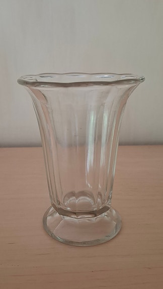 Lasi maljakko