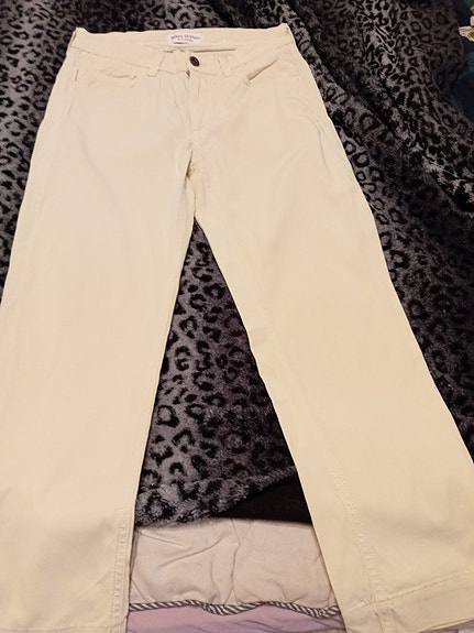 Chinot koko W27 väri keltainen