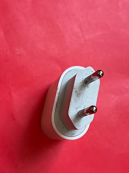 Apple USB‑laturi 20W  seinäadapteri