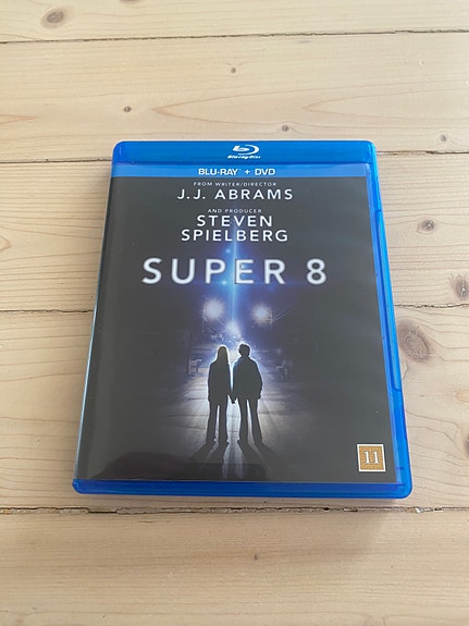 Super 8 blu ray